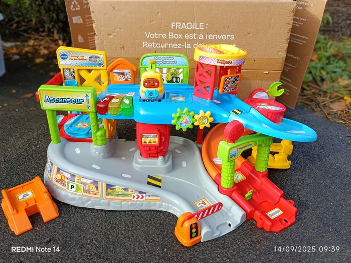 Garage tut tut bolide