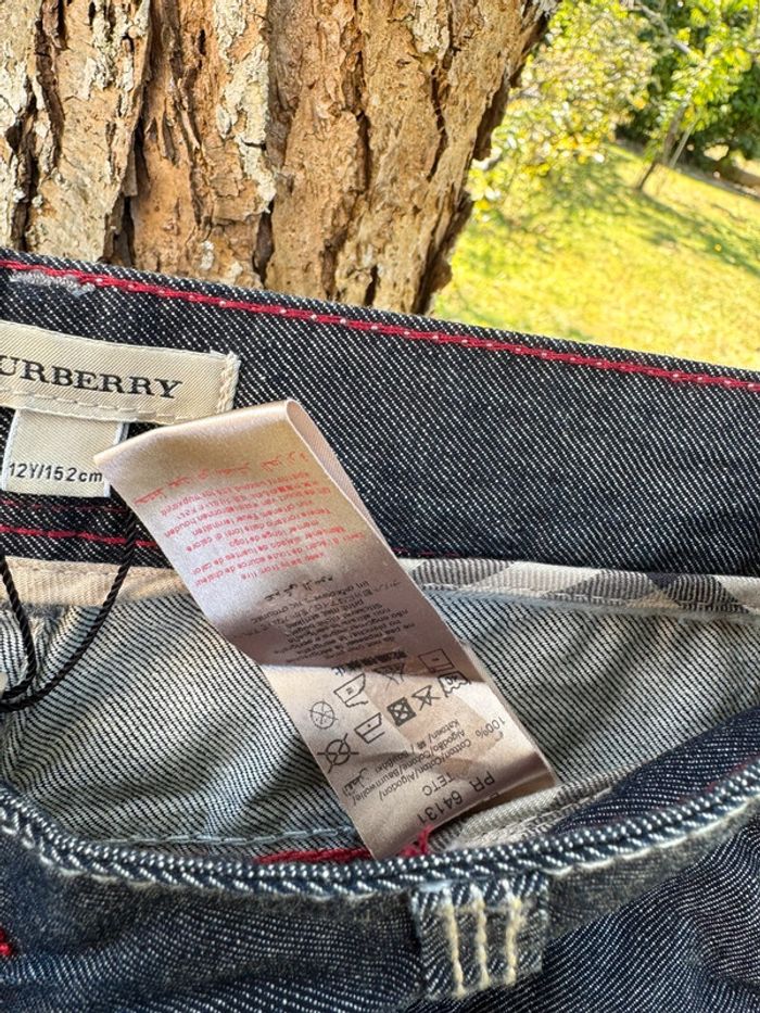 Jean coupe droite || Burberry || 12 ans - photo numéro 5