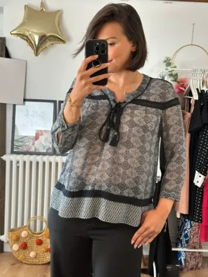 Blouse The Kooples blanche et noire taille 38 - photo numéro 3