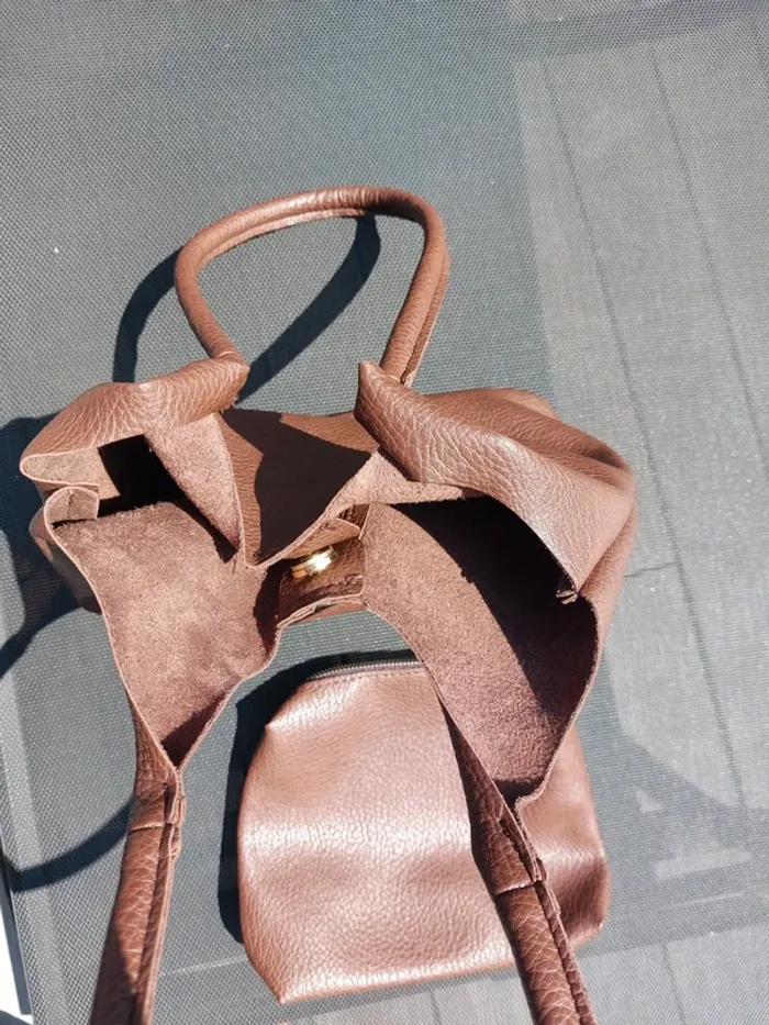 Sac à main et sa bourse marron - photo numéro 3