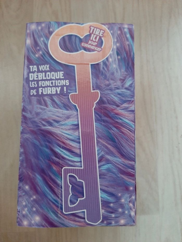 Peluche Interactive Furby - Violet - photo numéro 2