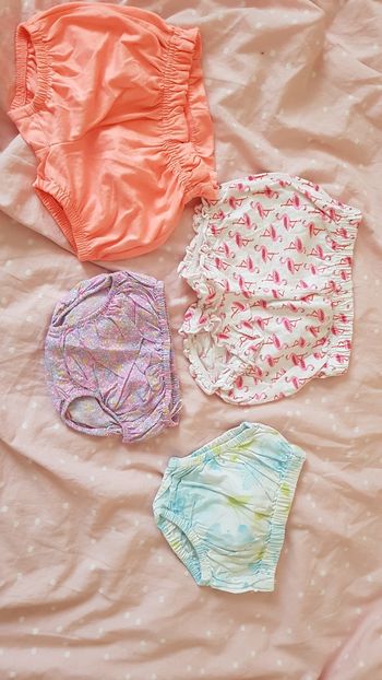 Lot de 4 shorts /bloomers