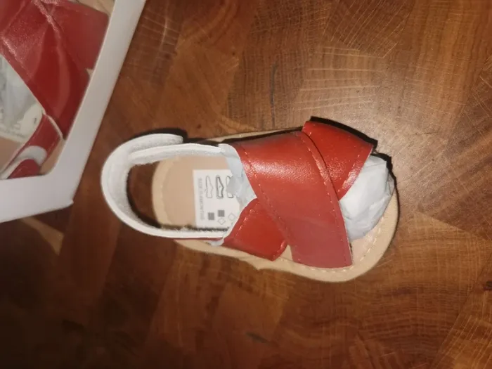 Chaussures bébé. - photo numéro 3