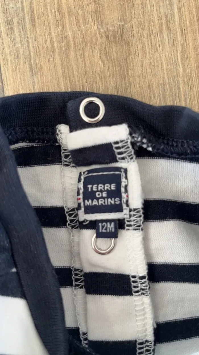 Salopette longue et t-shirt manches longues - photo numéro 7