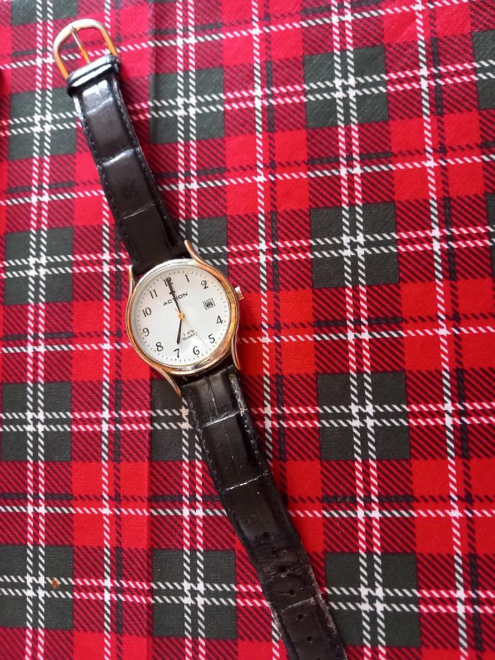 Montre ancienne - Action - photo numéro 11