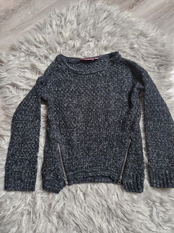 Pull noir chiné gris