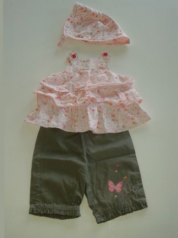 Bel ensemble Vertbaudet 9 mois