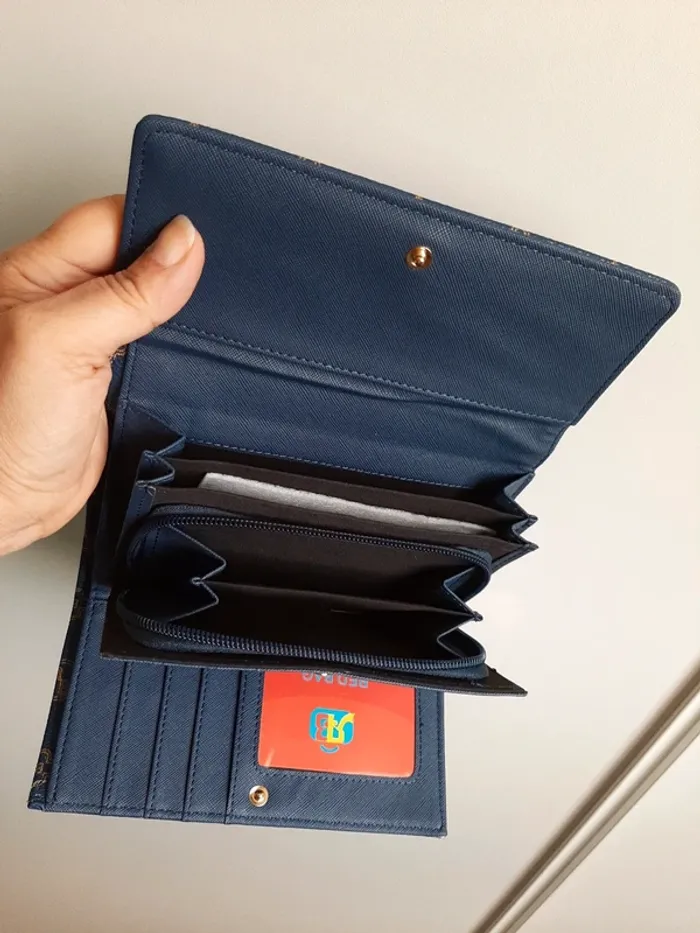 Grand porte feuille bleu tendance - photo numéro 4