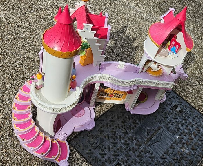 Grand château playmobil princesse - photo numéro 4