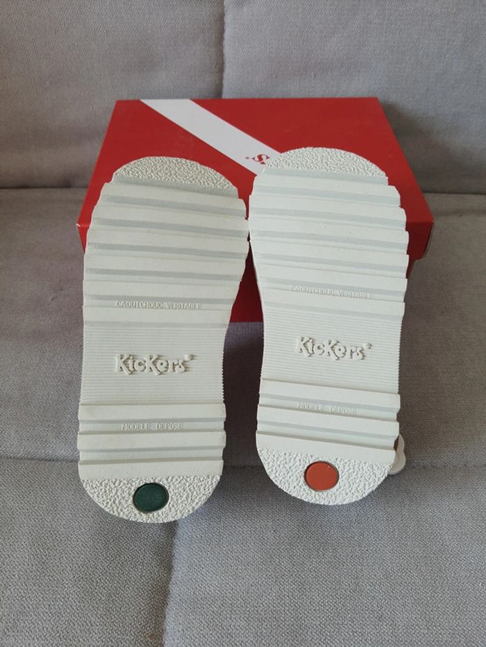 Babies salomés ballerines mary jane en cuir Kickers pointure 26 neuf avec étiquettes - photo numéro 6