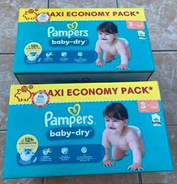 LOT DE 272 COUCHES PAMPERS BABY DRY TAILLE 3 NEUFS DANS L'EMBALLAGE