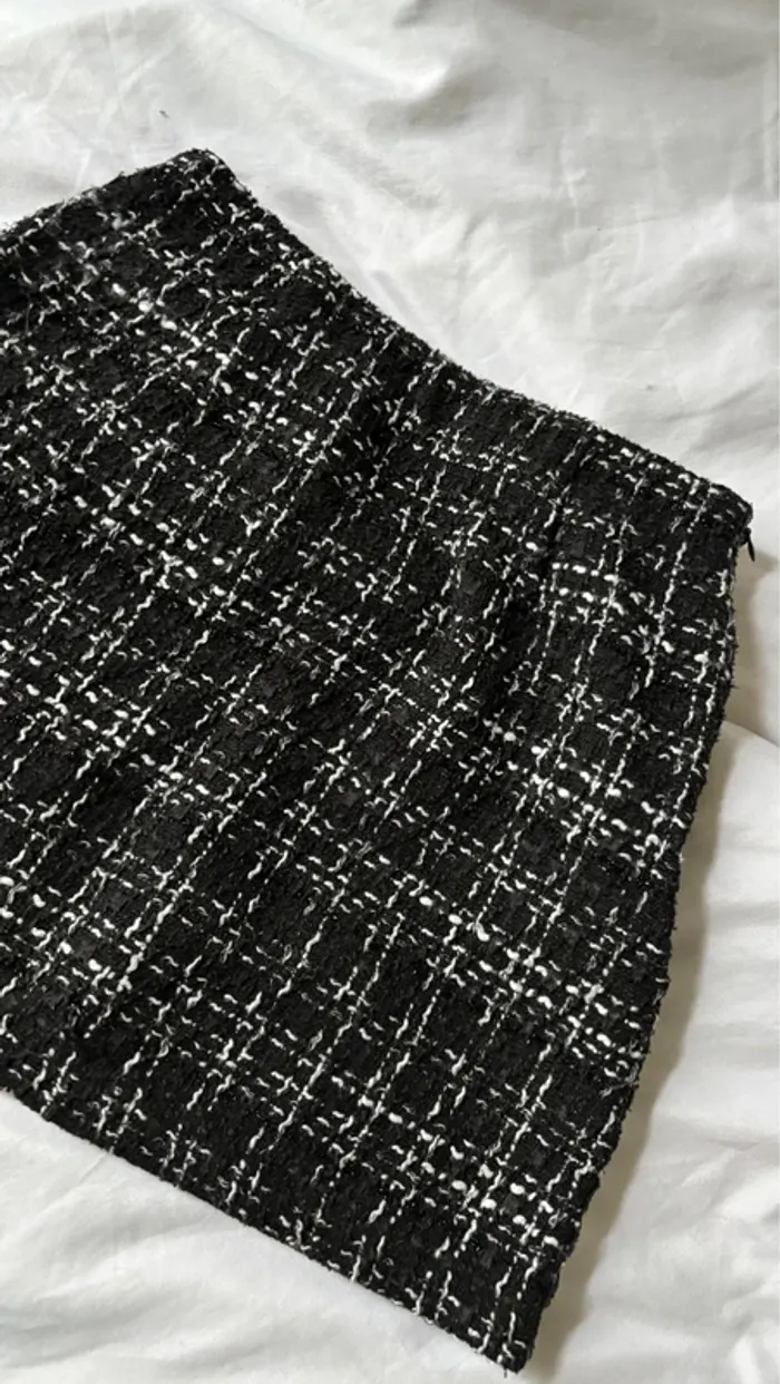 Jupe tweed noir et blanche - photo numéro 3