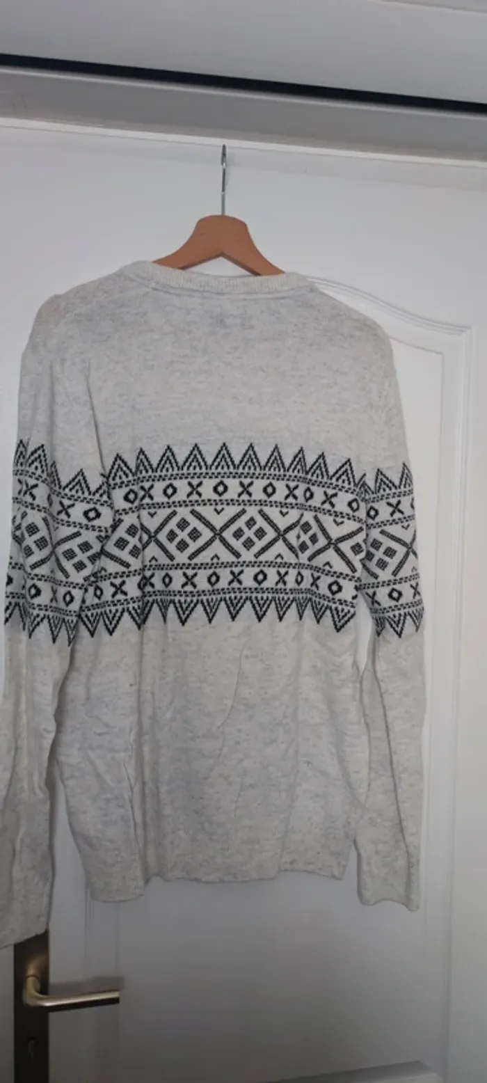 Pull leger - photo numéro 2