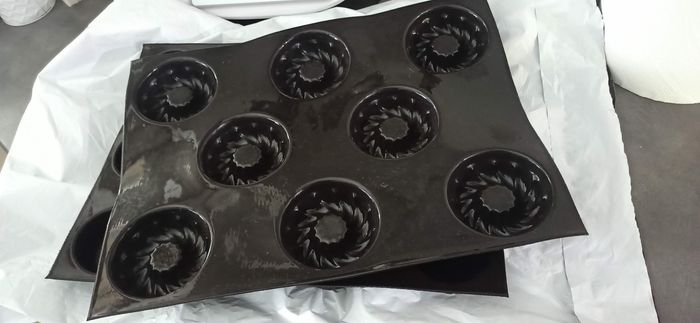 Moule 8 couronnes torsadees Demarle flexipan