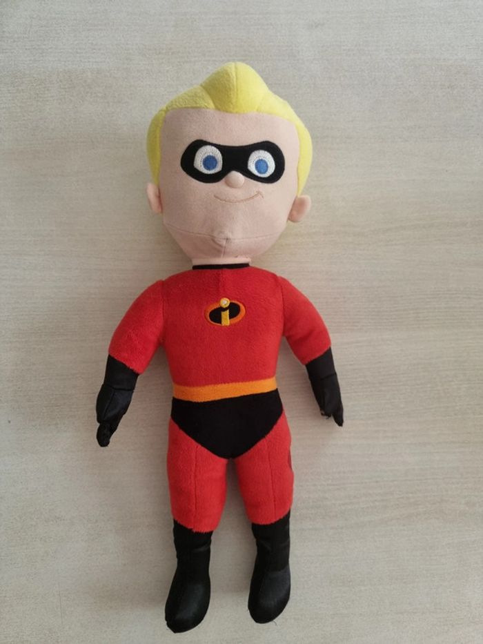 Peluche parlante Flèche - Les Indestructibles - Disney Store