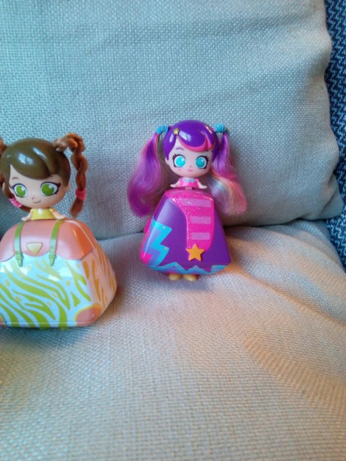 Lot de 4 petites poupées transformables en sac à main - photo numéro 4