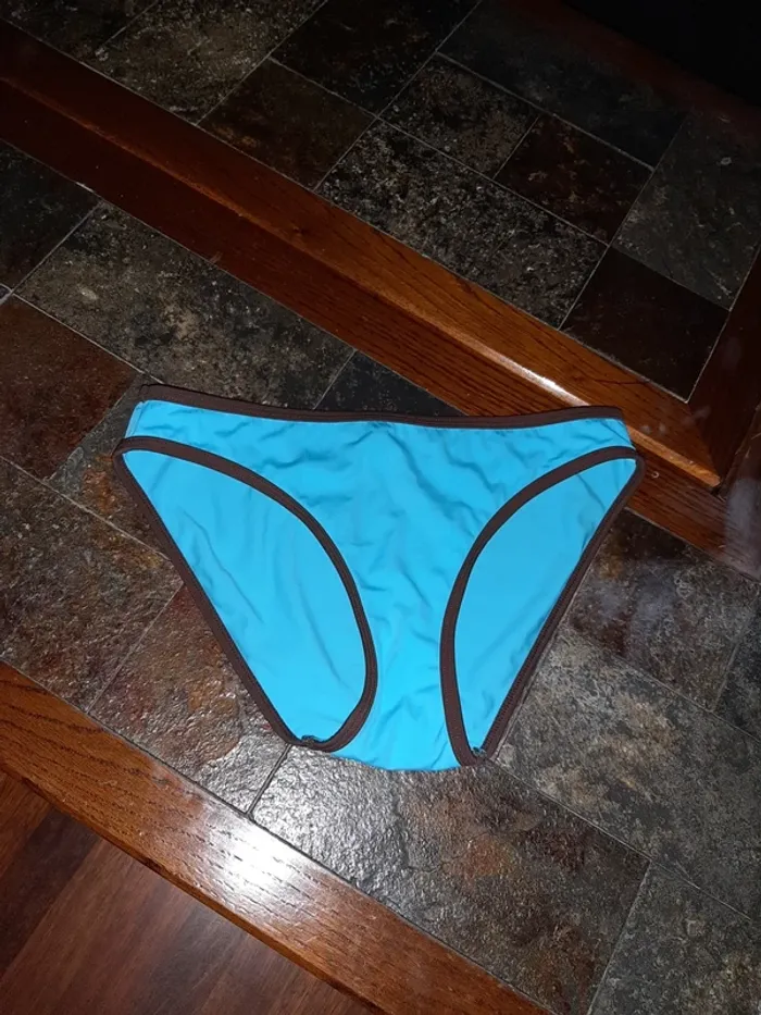 Bas de maillot - photo numéro 2
