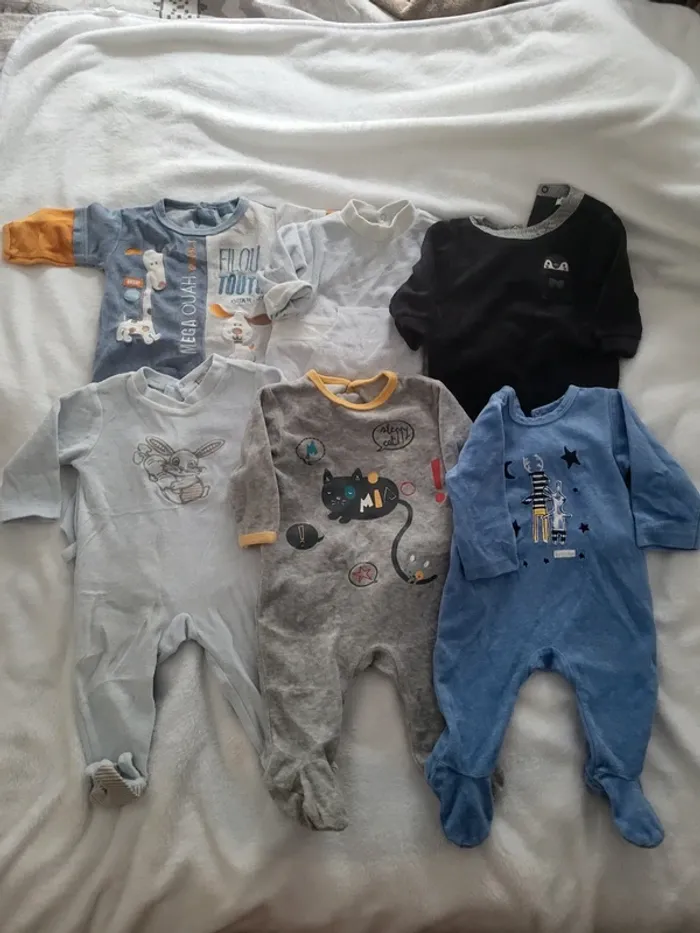 6 pyjamas velours