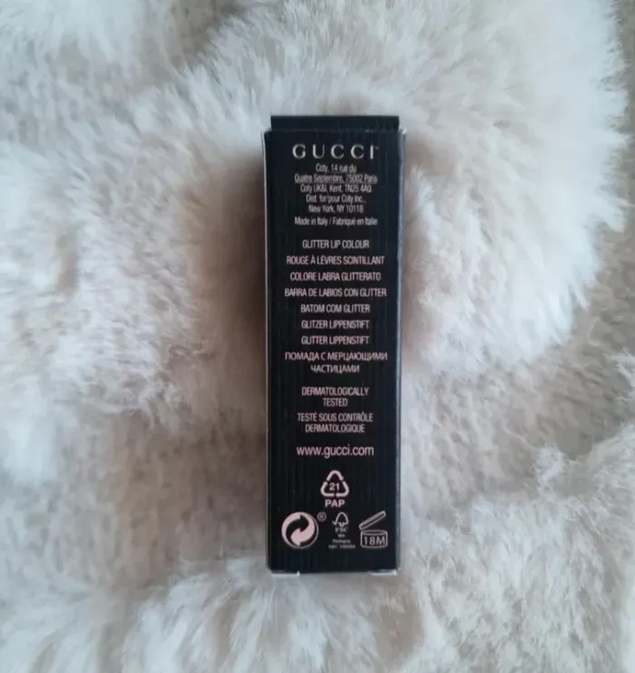 Rouge à lèvres Lunaison goldie red Gucci Beauty - photo numéro 9