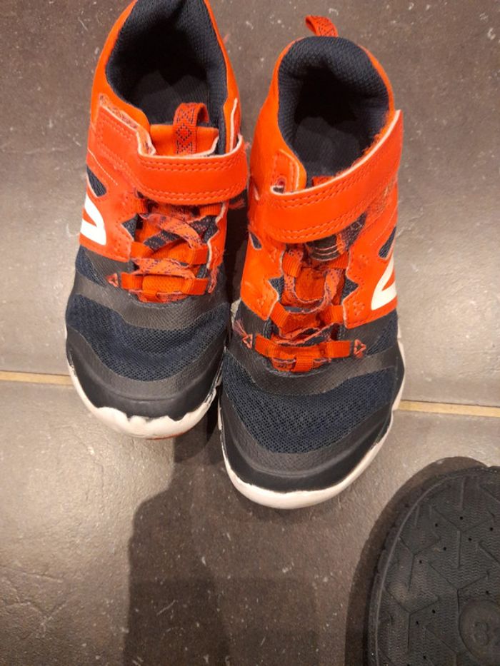 Lot chaussons et baskets pointure 32 - photo numéro 5