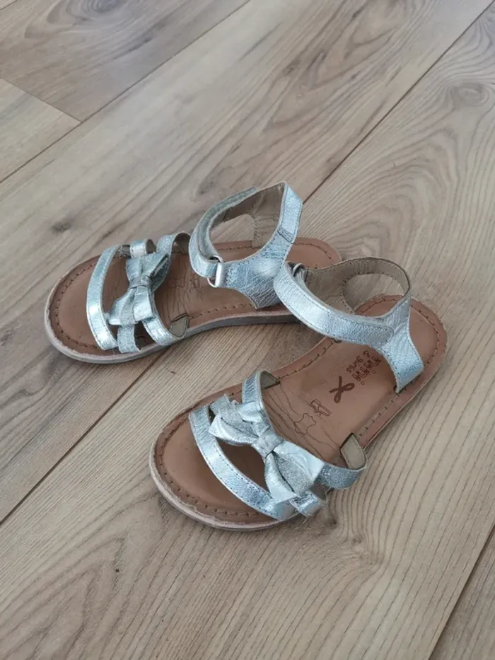 Sandales fille 26 - photo numéro 2