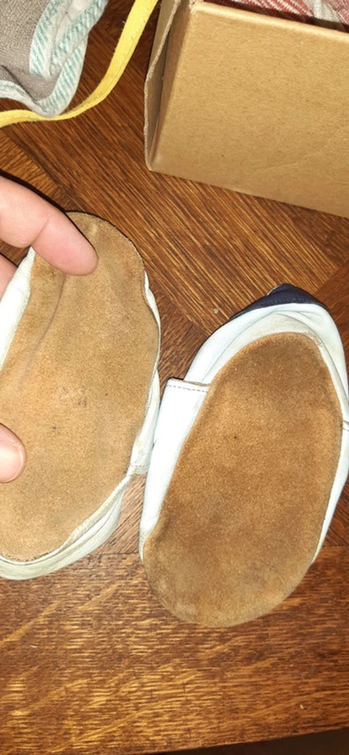 Chaussons 12/18 mois - photo numéro 2