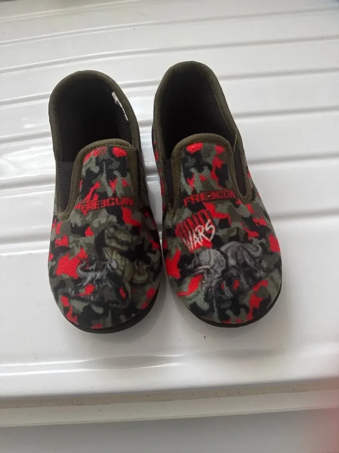 Chaussons dinausaures