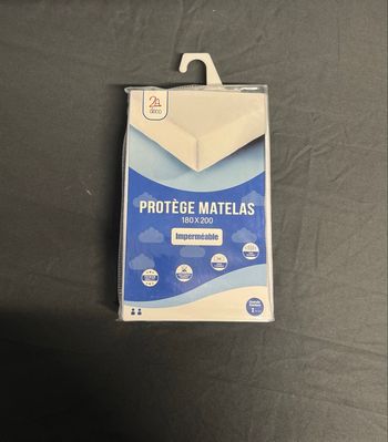 Protège Matelas 180×200 Imperméable NEUF