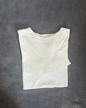 T-shirt Nike beige – Marque – Bon état – Pas cher