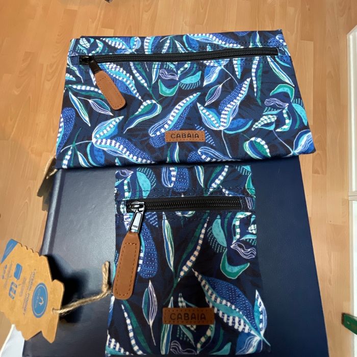Cabaia pochettes neuves