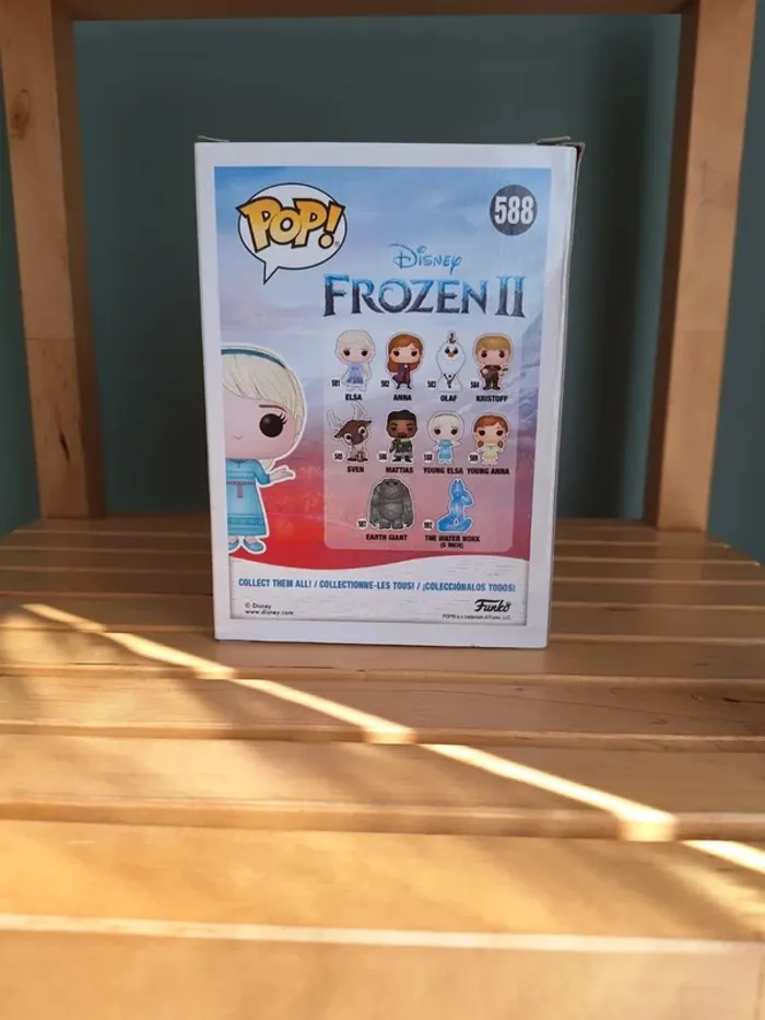 Funko POP Elsa Young n°588 La Reine des Neiges - photo numéro 3