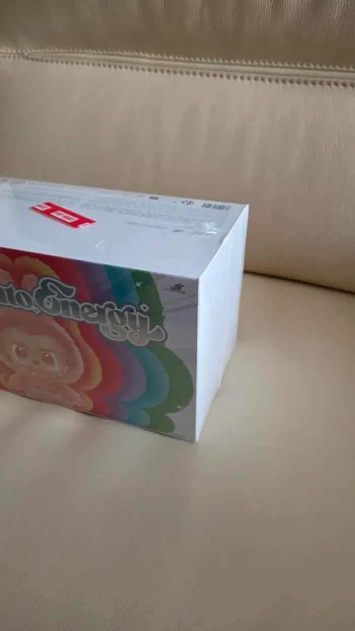 Labubu Big Into Energy Set 6 Box New Official Store - photo numéro 2