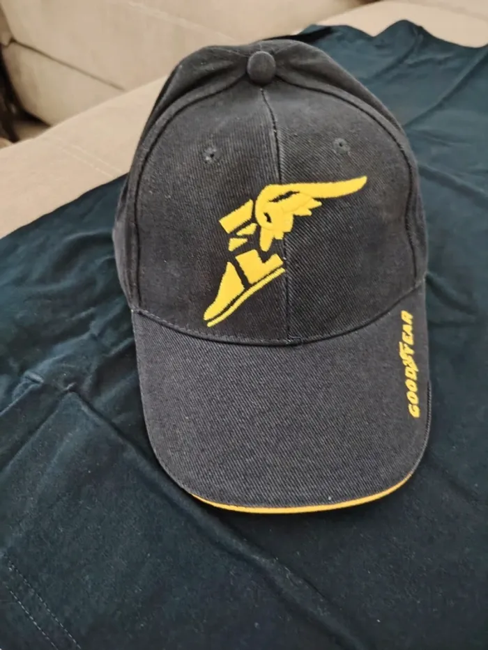 1 t-shirt Goodyear L +1 casquette réglable - photo numéro 2