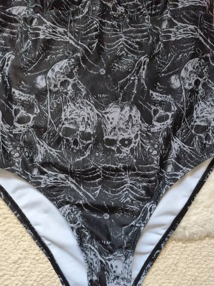 Maillot de bain skull/tête de mort - photo numéro 2