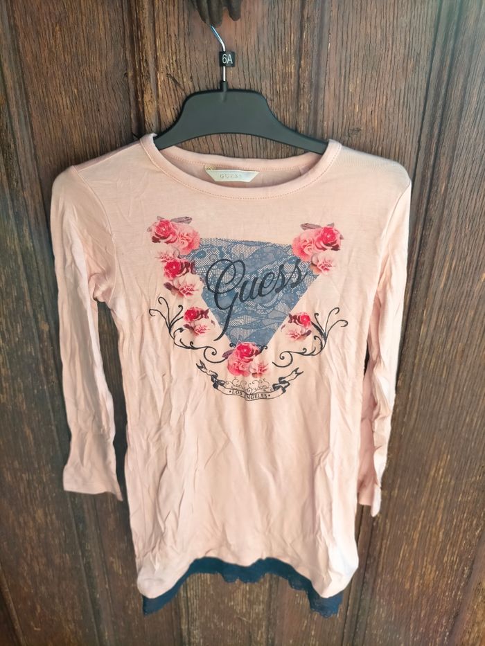 Très jolie robe GUESS neuve 3 ans