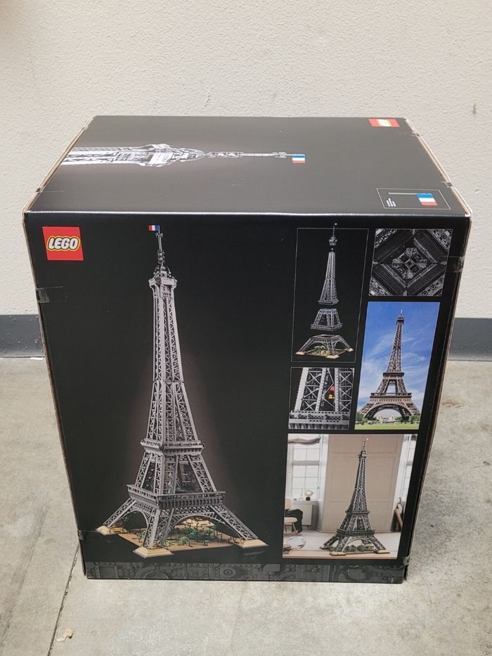 LEGO TOUR EIFFEL 10307 NEUF