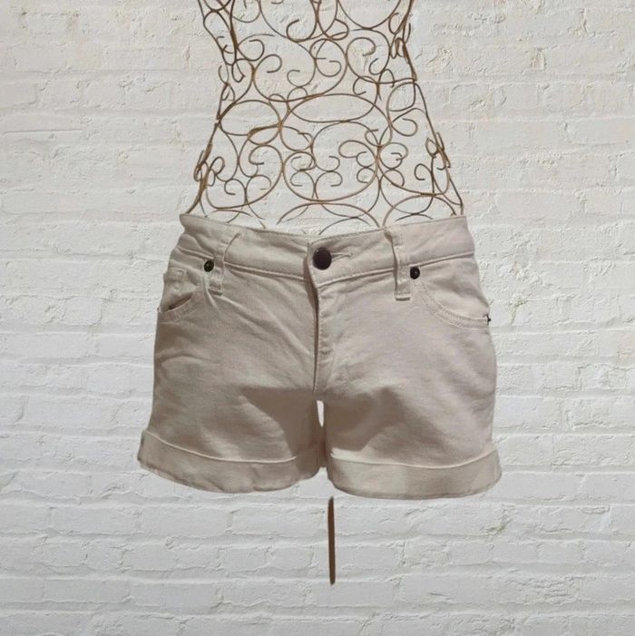 Magnifique short blanc Tissaia Taille M - photo numéro 2