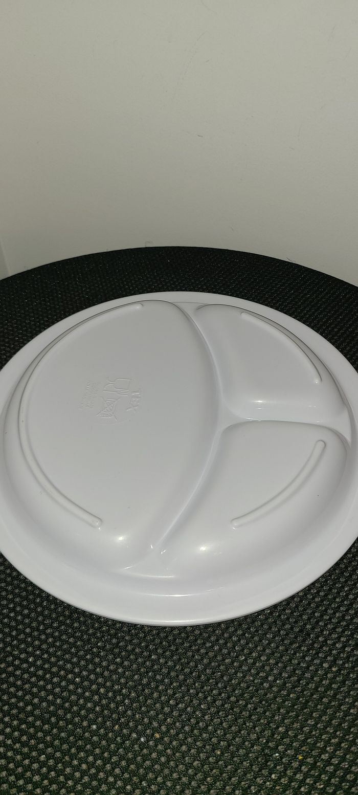Assiette bébé en mélanine 3 compartiments 6-12 mois Diamètre 21 cms - photo numéro 3