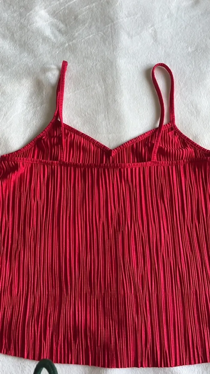 Débardeur rouge - photo numéro 3