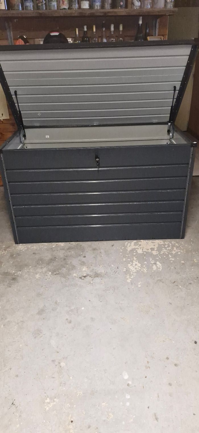 Coffre de rangement - photo numéro 2