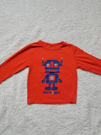 T-shirt taille 2 ans très bon état