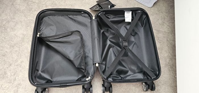 Valise Cabine Neuve Manoukian - photo numéro 5