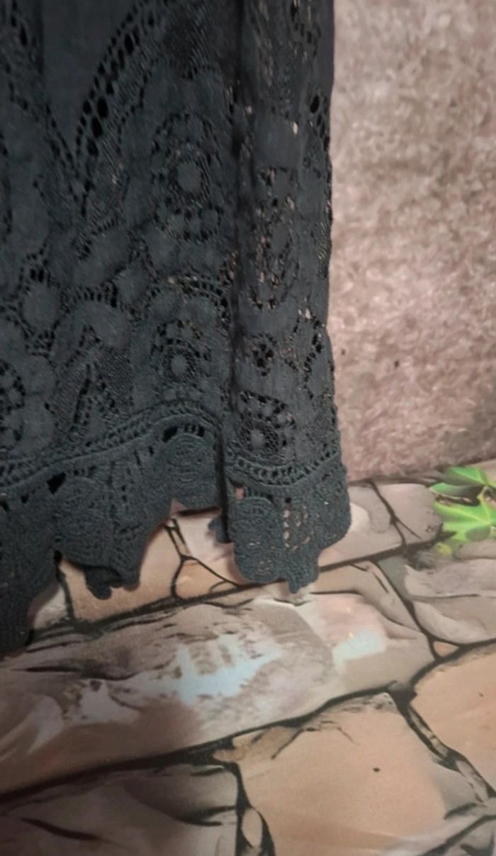 Robe dentelle noire - photo numéro 8