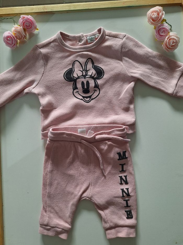 Ensemble minie 1mois - photo numéro 2