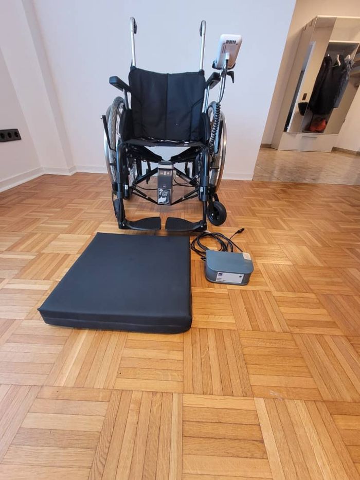 Fauteuil roulant actif Otto Bock Motus 2 CV avec Alber E-Fix 35 avec module Bluetooth - photo numéro 6