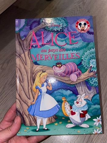 Livre Disney Alice aux pays des merveilles