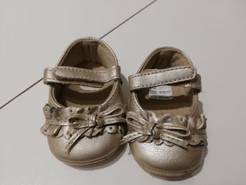 Chaussures, chaussons bébé