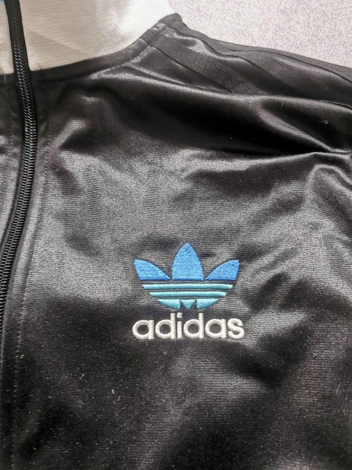Veste vintage Adidas Chile 62 noir satiné année 2010 - photo numéro 6
