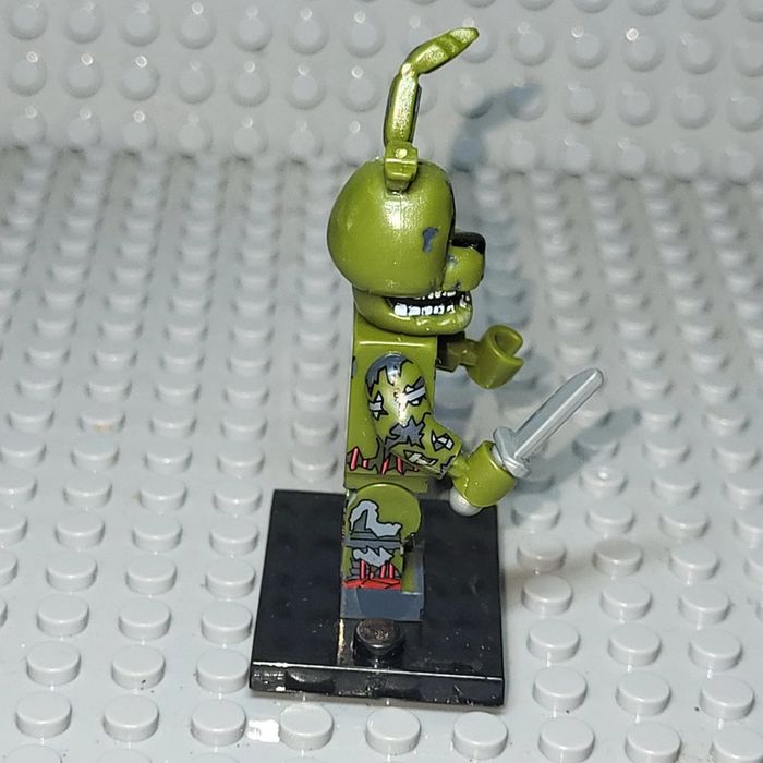 Minifigure / Figurine  🐰 FNaF - Five Nights at Freddy's 🐰 Springtrap - photo numéro 4