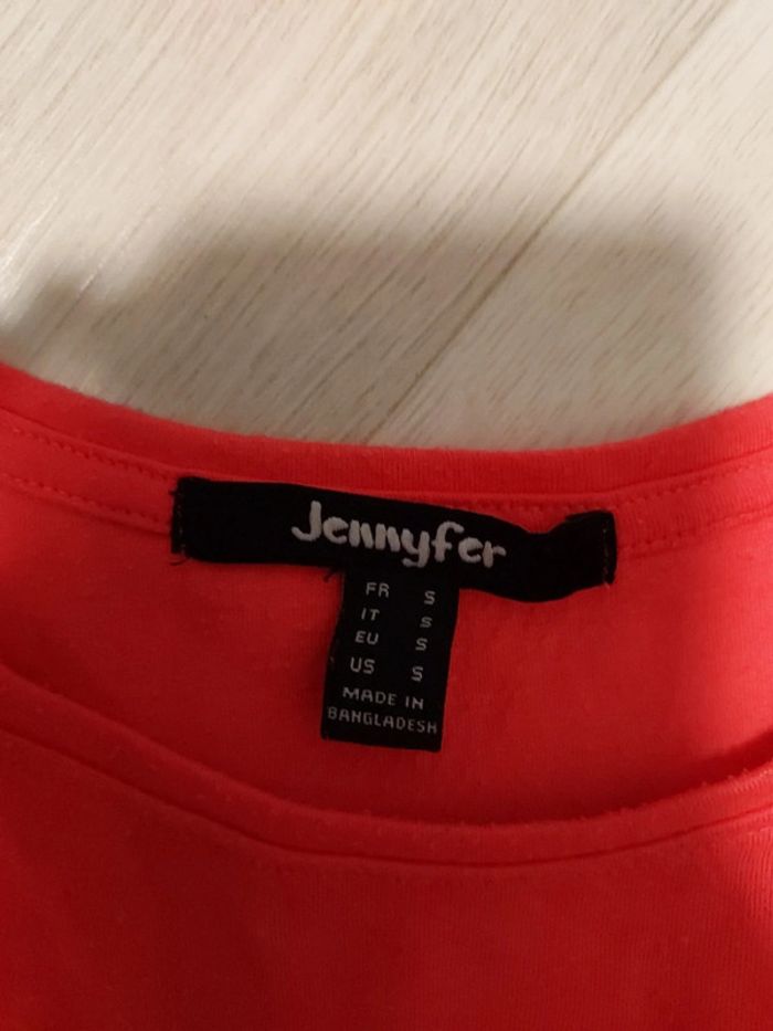Haut jennyfer s - photo numéro 3